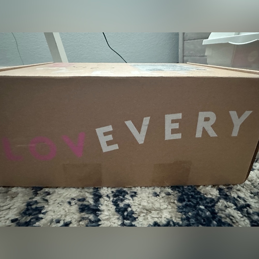 Lovevery Kit 9-10 months